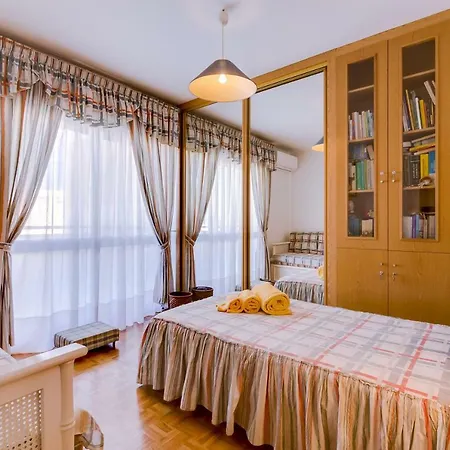 شقة Palma - 4 Bed Near The Center - *
